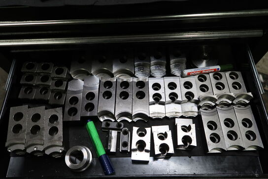 Værktøjsvogn med div. Værktøj m.m.