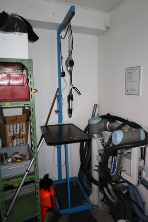 Stativ med specialværktøj