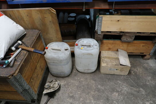 Kraftforlængerledninger, tønder, pumpe m.m.