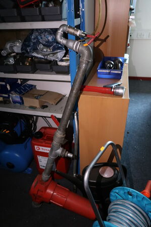 Vandslange på tromle samt filiter DOMINIC HUNTER