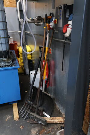 Div. Haveredskaber m.m.