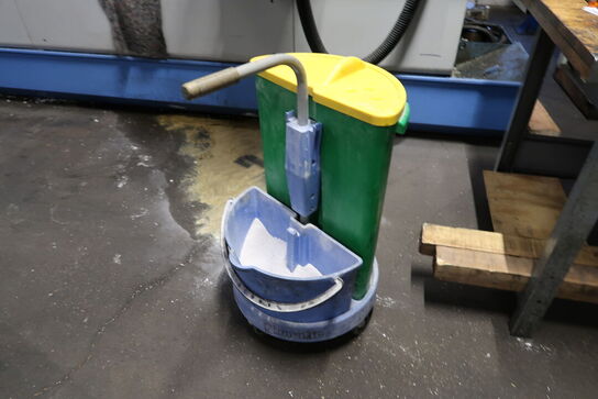 Rengøringsvogn NUMATIC