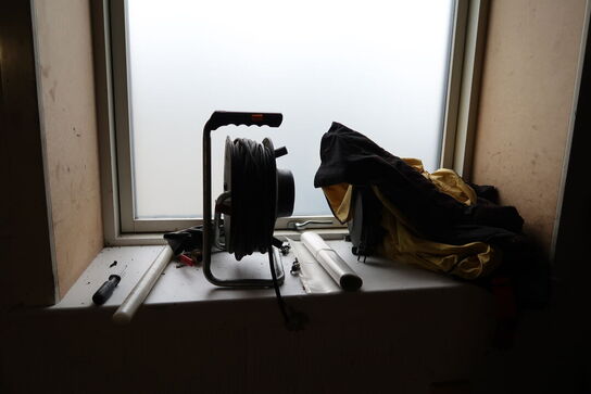 2 stk. kabeltromler m.m.