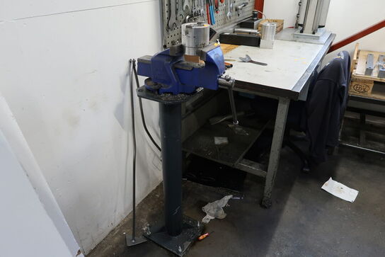 Skruestik på stativ