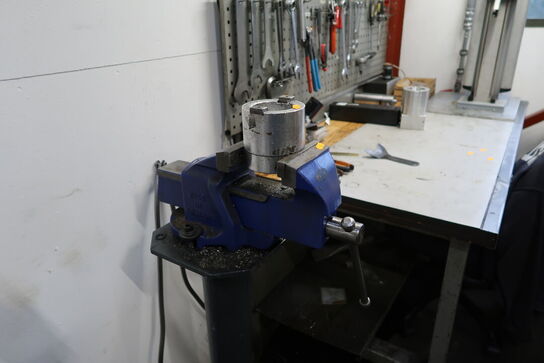 Skruestik på stativ