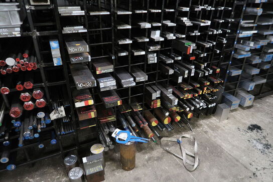 Reolsystem med div. Jern