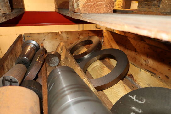 Paller med div. jern