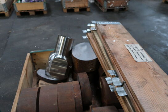 Paller med div. Jern