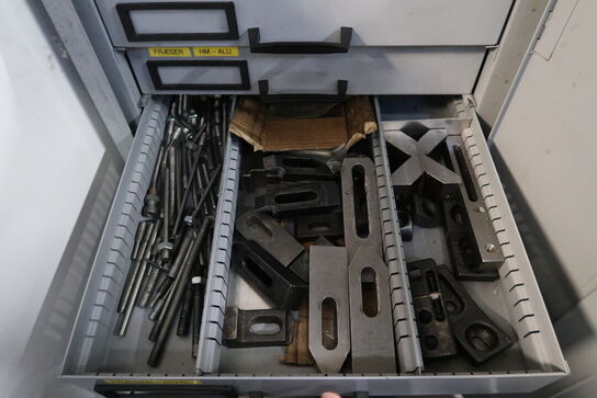 Stålskab med div. Værktøj