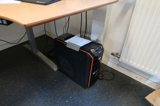 2 stk. computerskærme NEOVO, ACER samt computer ACER