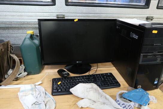 Computerskærm NEOVO samt computer HP Envy h8 PC Series