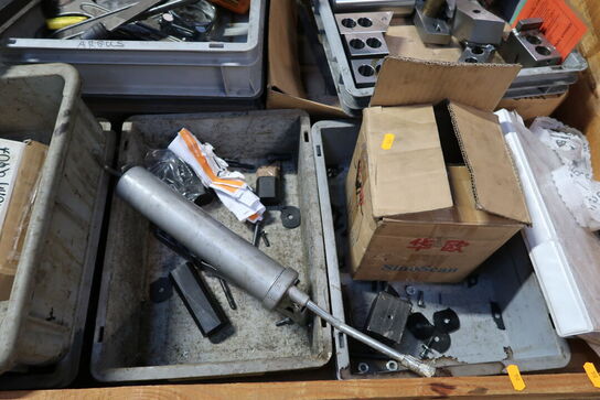 Palle med div. Værktøj