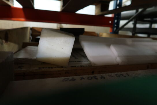 Paller med div. jern