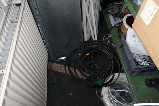 Metaltavler samt døre