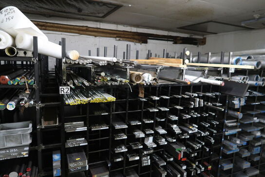 Reolsystem med div. Jern