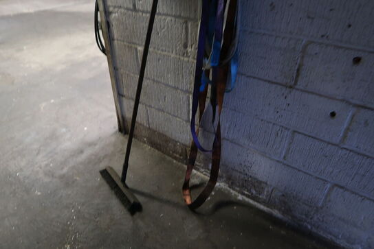 Div. Løftestroppe samt værktøj