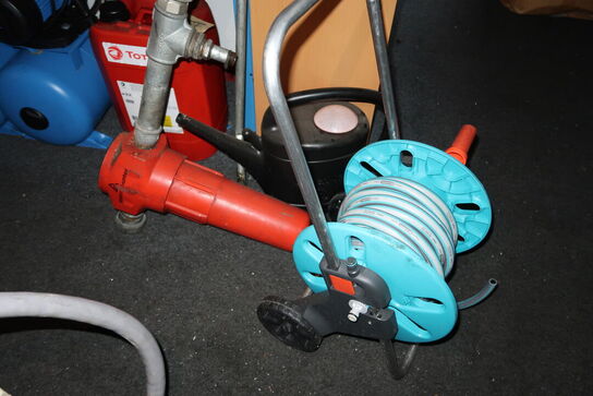 Vandslange på tromle samt filiter DOMINIC HUNTER