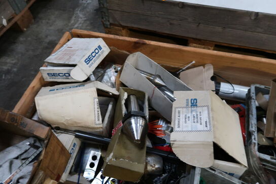 Palle med specialværktøj