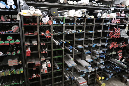 Reolsystem med div. Jern