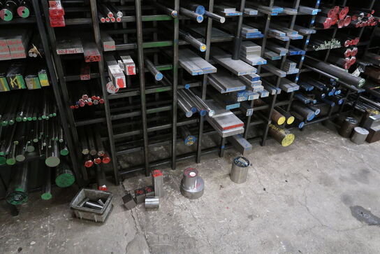 Reolsystem med div. Jern