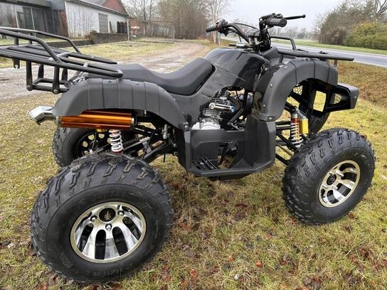 ATV 250cc voksen model med 15 HK benzinmotor, siddehøjde 80cm