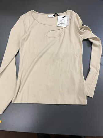 75 stk. Mærketøj Vejl. udsalgspris ca. 82.000 kr.