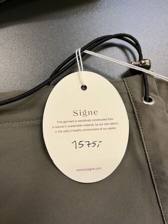 75 stk. Mærketøj Vejl. udsalgspris ca. 82.000 kr.