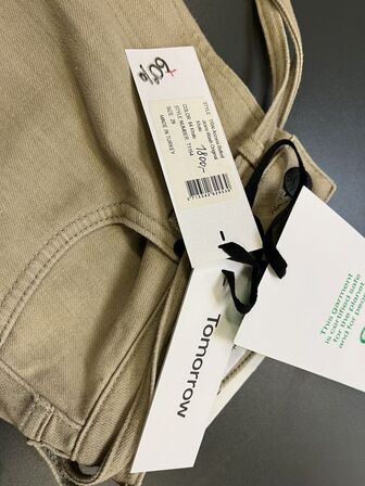 75 stk. Mærketøj Vejl. udsalgspris ca. 82.000 kr.