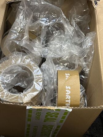 1 sæt  Bordben af stål, trappestige, 1 ks. Taperuller