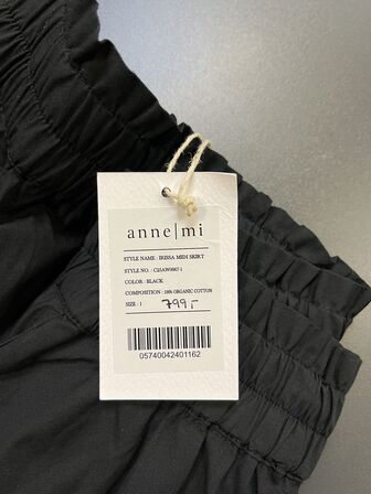 75 stk. Mærketøj Vejl. udsalgspris ca. 82.000 kr.