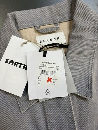 75 stk. Mærketøj Vejl. udsalgspris ca. 82.000 kr.