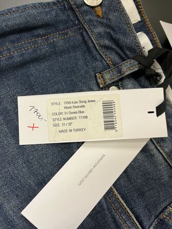 75 stk. Mærketøj Vejl. udsalgspris ca. 82.000 kr.