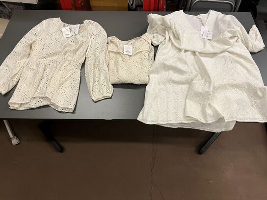 75 stk. Mærketøj Vejl. udsalgspris ca. 82.000 kr.