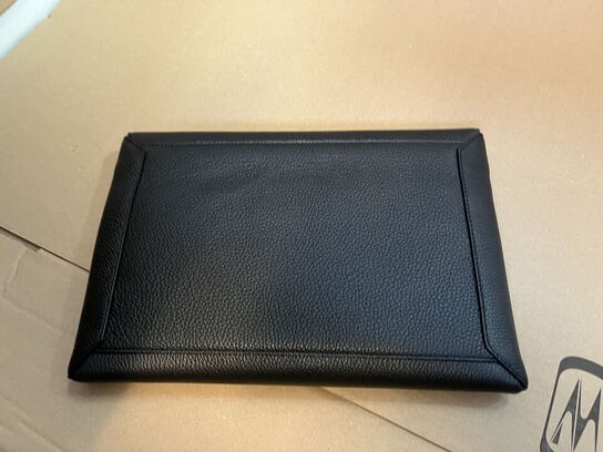 Clutch dokumenttaske MONTBLANC Grain black MB220215