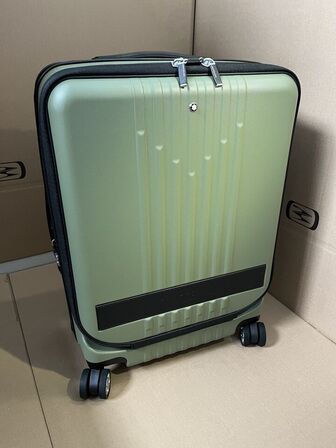 Kabinekuffert  MONTBLANC Cabin trolley with pocket Clay MB198352