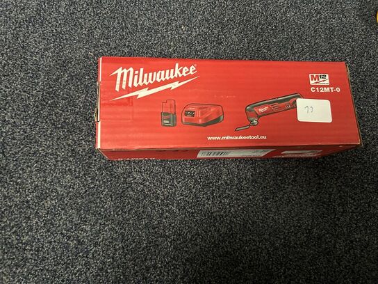 MiLWAUKEE Multicutter C12MT-0