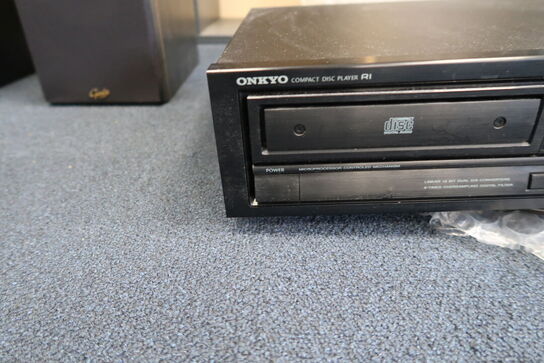 2 stk. højtalere GALE 4020, pladeafspiller, cd-afpiller ONKYO, forstærker ONKYO m.m.