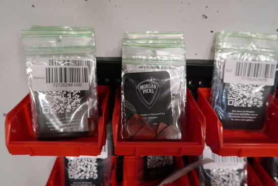 Sortimentsreol med div. Plektre MORGAN PICKS m.m.