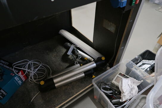 Højtaler SOUNDKING, flightcase, div. Værktøj, maling m.m.