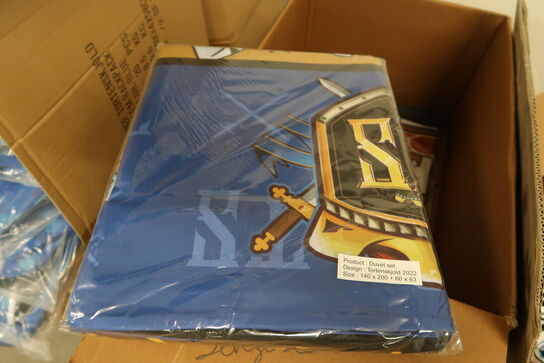 Palle med div. Merchandise bl.a. sengetøj m.m.