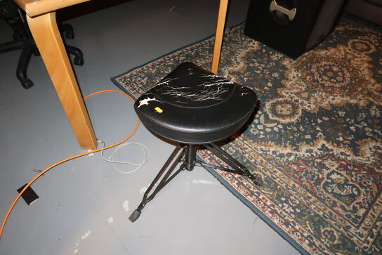 Bord, kontorstol, skammel