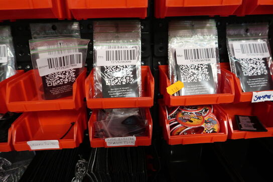 Sortimentsreol med div. Plektre MORGAN PICKS m.m.