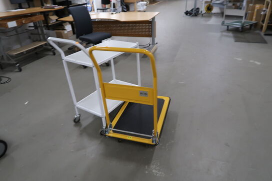 Skraldespandsstati samt 2 stk. vogne