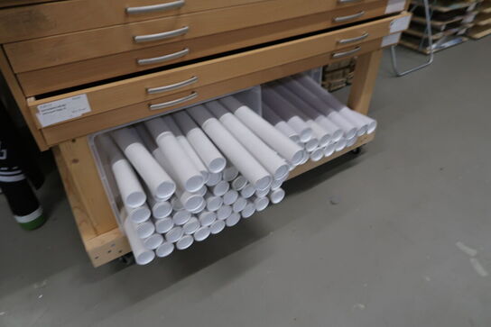 Pakkebord samt div. Pakkemateriale