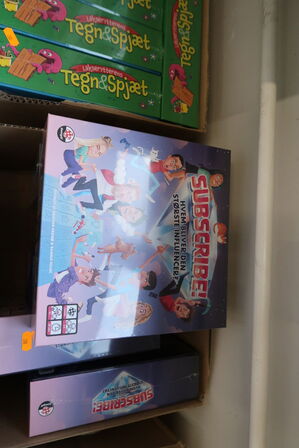 9 stk. kasser med div. Brætspil