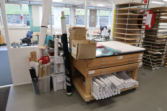 Pakkebord samt div. Pakkemateriale