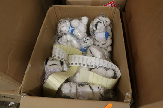 Palle med div. Merchandise bl.a. bamser, tøj, madkasser m.m.