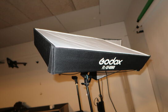 2 stk. fotolamper GODOX FL100