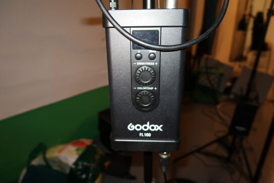 2 stk. fotolamper GODOX FL100