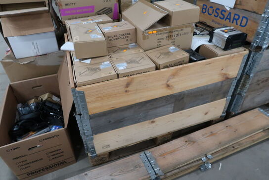 Parti med Solar charge controller GREEN ENERGY